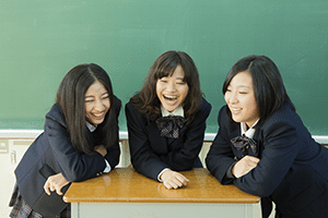 3girls-laughing-300